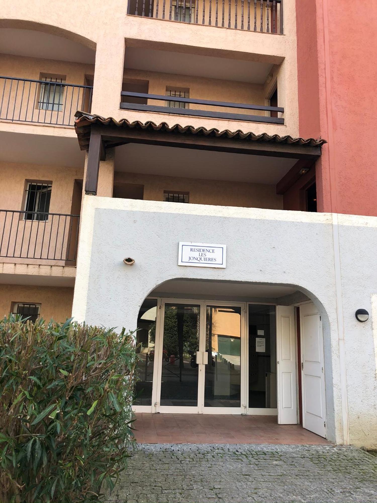 Le Sud Plage Et Piscine Gassin Exterior foto